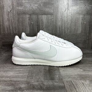 Nike Cortez Women's size 11 White Sage Retro Casual Shoes